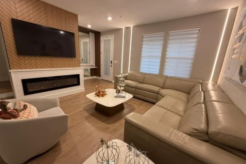 Touwnhouse à vendre à Orlando, Floride: 3 chambres, 150.5 m2 № 2436724 - photo 3