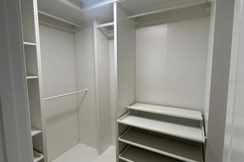 Touwnhouse à vendre à Orlando, Floride: 3 chambres, 150.5 m2 № 2436724 - photo 15