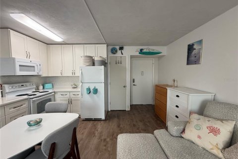 Condominio en venta en Daytona Beach, Florida, 2 habitaciones, 38.55 m2 № 1827640 - foto 15