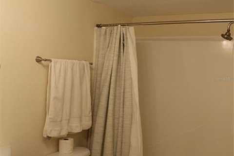 Condo in Altamonte Springs, Florida, 2 bedrooms  № 2148297 - photo 20