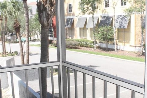 Condo in Altamonte Springs, Florida, 2 bedrooms  № 2148297 - photo 25