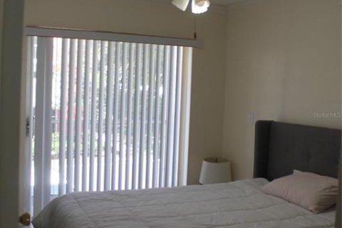 Condo in Altamonte Springs, Florida, 2 bedrooms  № 2148297 - photo 11