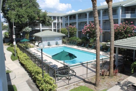 Condo in Altamonte Springs, Florida, 2 bedrooms  № 2148297 - photo 30