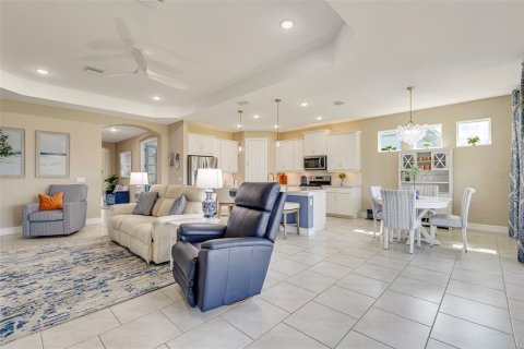 House in Venice, Florida 3 bedrooms, 208.57 sq.m. № 1747097 - photo 16