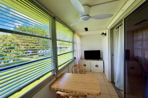 Condo in Deerfield Beach, Florida, 1 bedroom  № 2077516 - photo 16