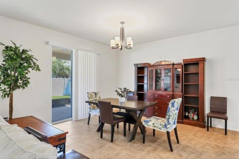 House in Bradenton, Florida 4 bedrooms, 197.6 sq.m. № 1537678 - photo 7