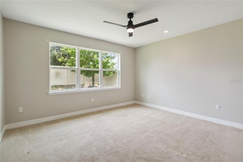 House in Ocoee, Florida 4 bedrooms, 232.44 sq.m. № 1807204 - photo 14