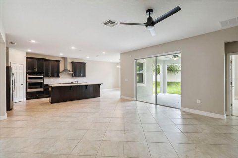 House in Ocoee, Florida 4 bedrooms, 232.44 sq.m. № 1807204 - photo 11