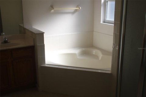 Villa ou maison à louer à Kissimmee, Floride: 4 chambres, 234.86 m2 № 1608728 - photo 20