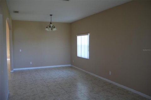 Villa ou maison à louer à Kissimmee, Floride: 4 chambres, 234.86 m2 № 1608728 - photo 8
