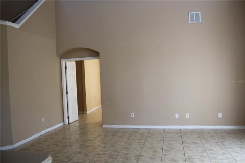 Villa ou maison à louer à Kissimmee, Floride: 4 chambres, 234.86 m2 № 1608728 - photo 14