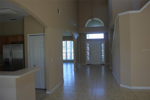 Villa ou maison à louer à Kissimmee, Floride: 4 chambres, 234.86 m2 № 1608728 - photo 15