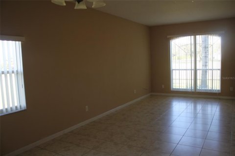 Villa ou maison à louer à Kissimmee, Floride: 4 chambres, 234.86 m2 № 1608728 - photo 9