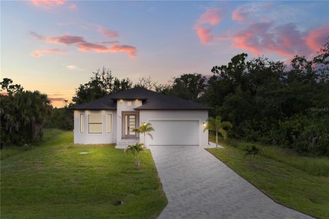 Casa en Rotonda, Florida 3 dormitorios, 158.86 m2 № 2367360