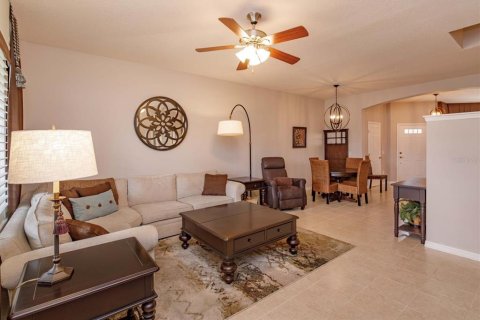 Villa ou maison à vendre à Leesburg, Floride: 2 chambres, 173.63 m2 № 2414076 - photo 6