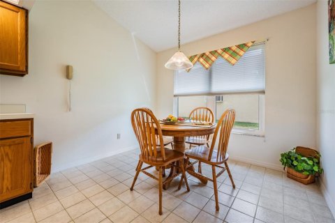 House in Tampa, Florida 3 bedrooms, 216.56 sq.m. № 1613817 - photo 16
