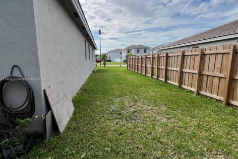 Casa en venta en Homestead, Florida, 4 dormitorios, 186.36 m2 № 1965423 - foto 6