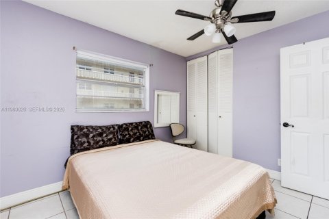 Купить кондоминиум в Лодерхилл, Флорида 2 спальни, 80.82м2, № 2023482 - фото 14