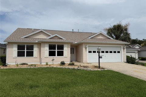 Casa en The Villages, Florida 2 dormitorios, 139.35 m2 № 2096152
