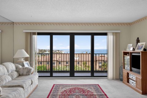Condominio en venta en St. Lucie, Florida, 2 dormitorios, 110.93 m2 № 2088068 - foto 5