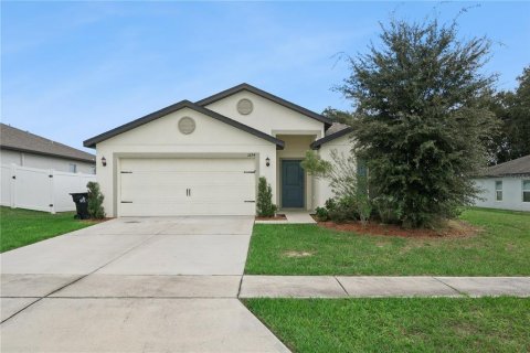 Villa ou maison à vendre à Mascotte, Floride: 5 chambres, 180.6 m2 № 2396674 - photo 2