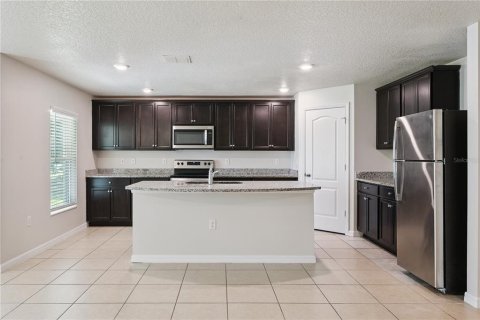 Villa ou maison à vendre à Mascotte, Floride: 5 chambres, 180.6 m2 № 2396674 - photo 14