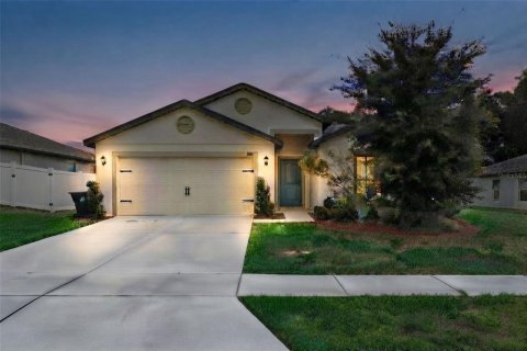 Villa ou maison à Mascotte, Floride 5 chambres, 180.6 m2 № 2396674