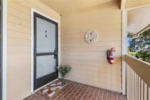 Condo in Sebastian, Florida, 2 bedrooms № 2229530 - photo 2