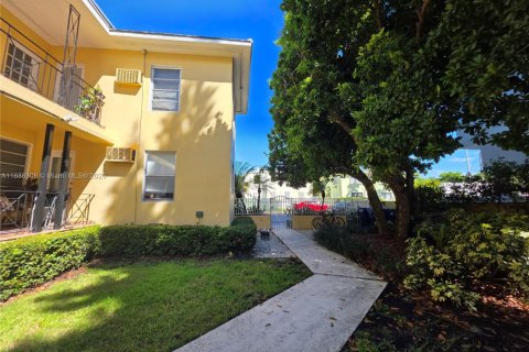 Appartement à louer à Miami Beach, Floride: 1 chambre, 74.32 m2 № 1933170 - photo 24