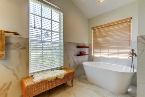 Casa en alquiler en Tampa, Florida, 4 dormitorios, 227.89 m2 № 1785386 - foto 9