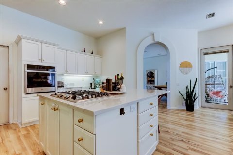 Casa en alquiler en Tampa, Florida, 4 dormitorios, 227.89 m2 № 1785386 - foto 14