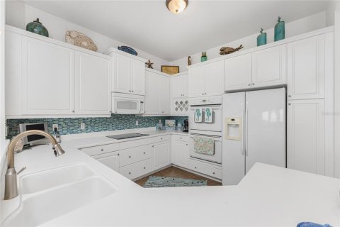 Copropriété à vendre à Placida, Floride: 2 chambres, 156.82 m2 № 2413735 - photo 10