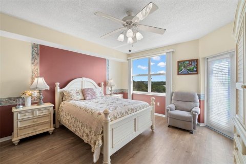Condominio en venta en Saint Petersburg, Florida, 3 dormitorios, 136.57 m2 № 1719880 - foto 18