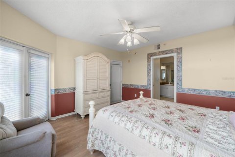 Condominio en venta en Saint Petersburg, Florida, 3 dormitorios, 136.57 m2 № 1719880 - foto 20