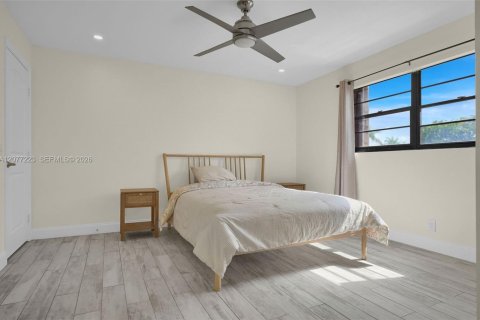 Villa ou maison à vendre à Hialeah, Floride: 2 chambres, 146.97 m2 № 2319655 - photo 14