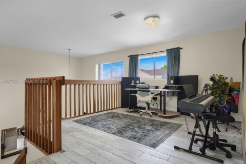 Villa ou maison à vendre à Hialeah, Floride: 2 chambres, 146.97 m2 № 2319655 - photo 12