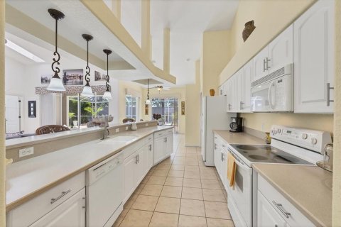 House in Venice, Florida 3 bedrooms, 209.22 sq.m. № 1781409 - photo 16