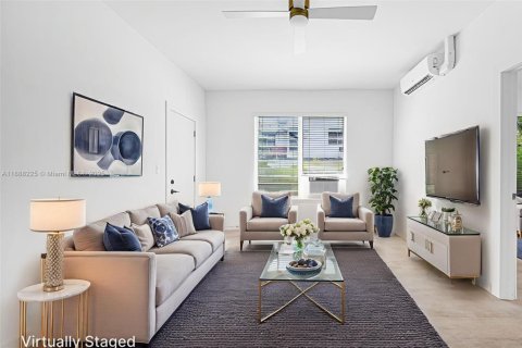 Снять в аренду квартиру в Майами-Бич, Флорида 2 спальни, 65.03м2, № 1942250 - фото 4