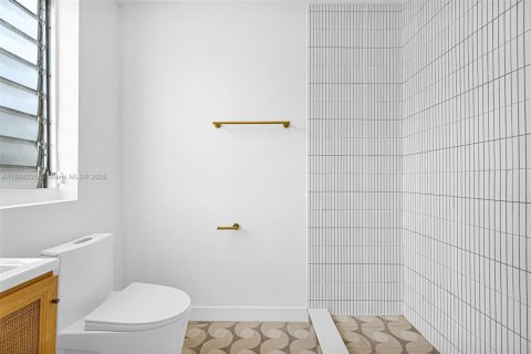 Снять в аренду квартиру в Майами-Бич, Флорида 2 спальни, 65.03м2, № 1942250 - фото 21