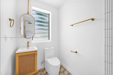 Снять в аренду квартиру в Майами-Бич, Флорида 2 спальни, 65.03м2, № 1942250 - фото 19