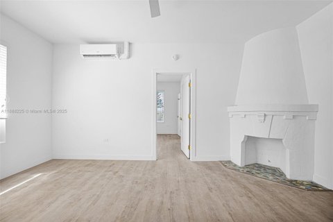 Снять в аренду квартиру в Майами-Бич, Флорида 2 спальни, 65.03м2, № 1942250 - фото 5