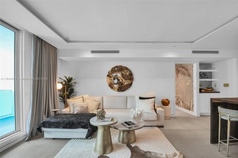 Condominio en venta en Miami Beach, Florida, 2 dormitorios, 83.61 m2 № 1840746 - foto 7
