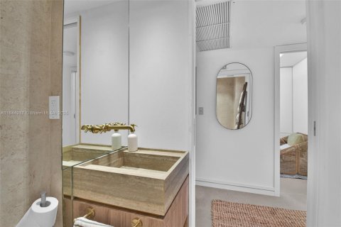 Condominio en venta en Miami Beach, Florida, 2 dormitorios, 83.61 m2 № 1840746 - foto 30