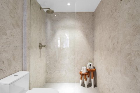 Condominio en venta en Miami Beach, Florida, 2 dormitorios, 83.61 m2 № 1840746 - foto 29