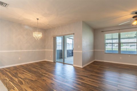House in Riverview, Florida 4 bedrooms, 171.5 sq.m. № 2120347 - photo 7