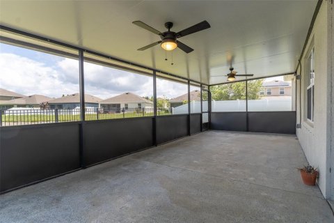 House in Riverview, Florida 4 bedrooms, 171.5 sq.m. № 2120347 - photo 27