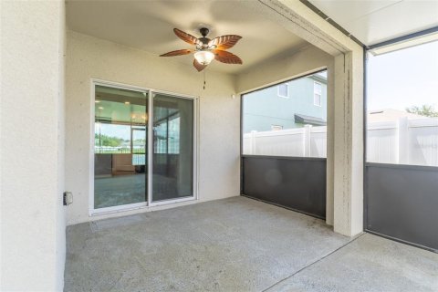 House in Riverview, Florida 4 bedrooms, 171.5 sq.m. № 2120347 - photo 25
