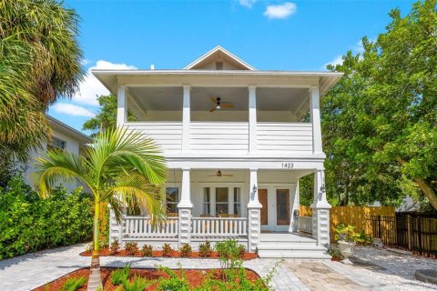 Immobilier commercial à Saint Petersburg, Floride 4 chambres, 205.13 m2 № 2369167