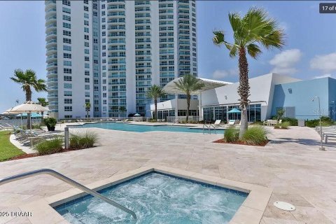 Condo in Holly Hill, Florida, 2 bedrooms № 2125112 - photo 18