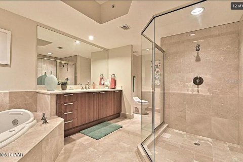 Condo in Holly Hill, Florida, 2 bedrooms № 2125112 - photo 12